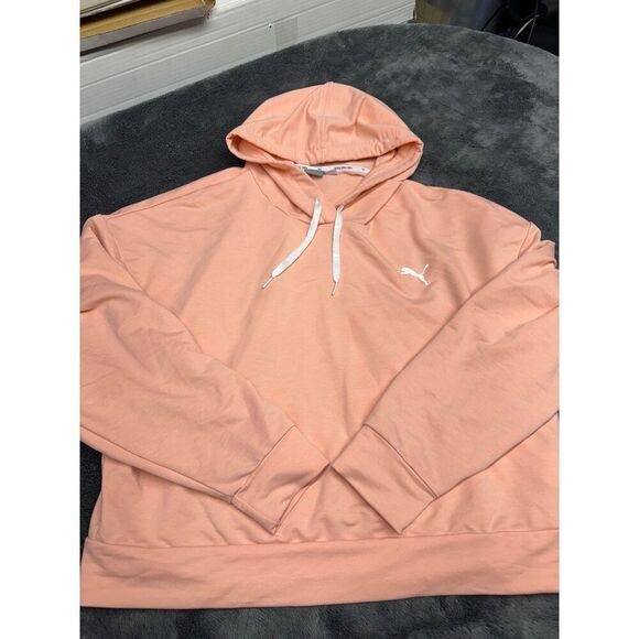 Puma Tops - Puma Women’s Large Crop Hoodie!